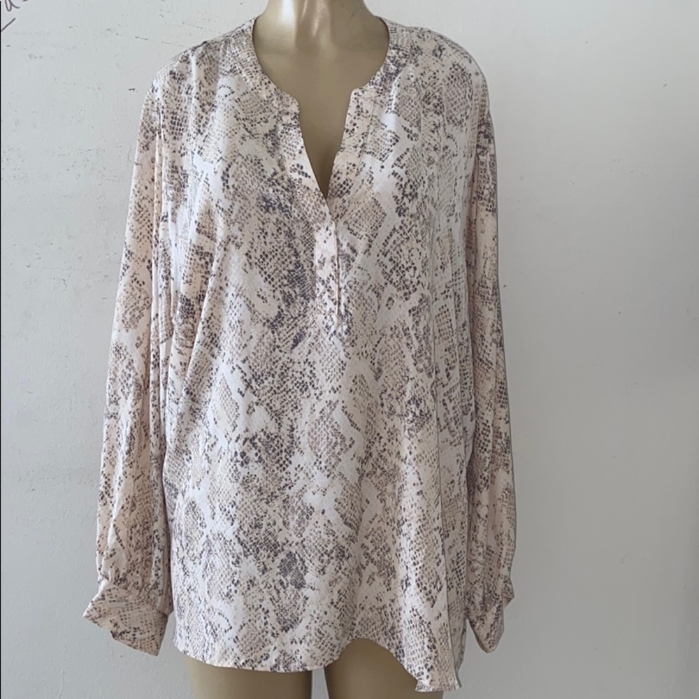 3x$30 Ava & Viv Plus Size 4X Blouse Top NWT New